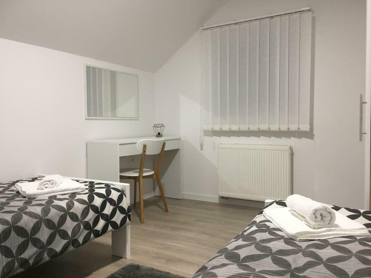 Apartman F&F Otočac Exteriör bild